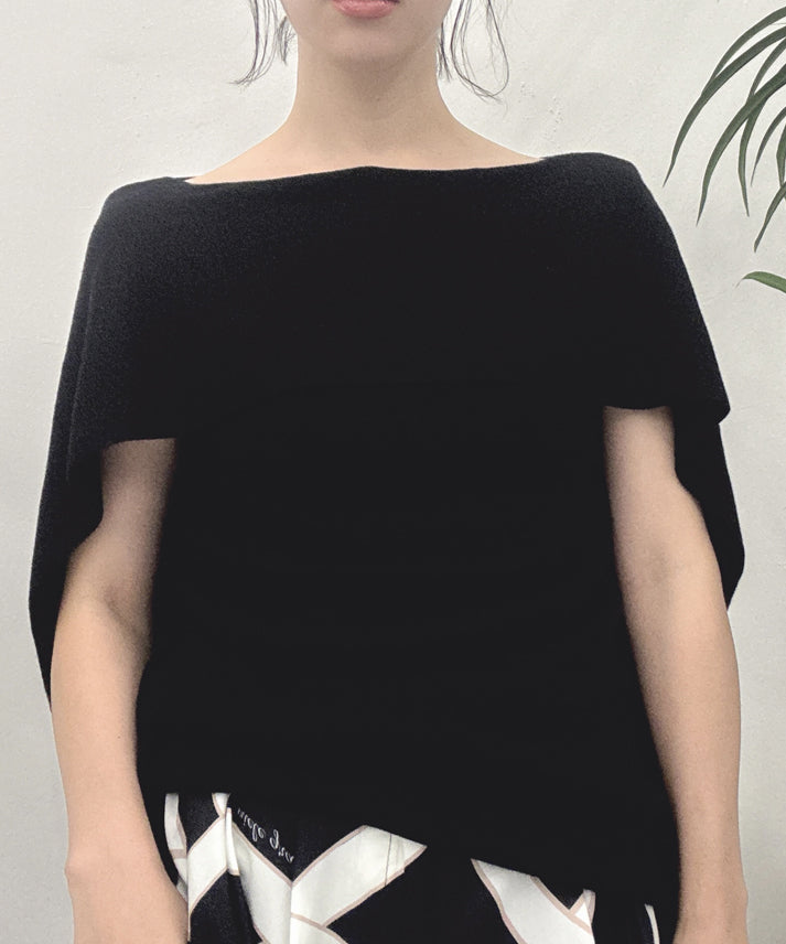 cape type knit