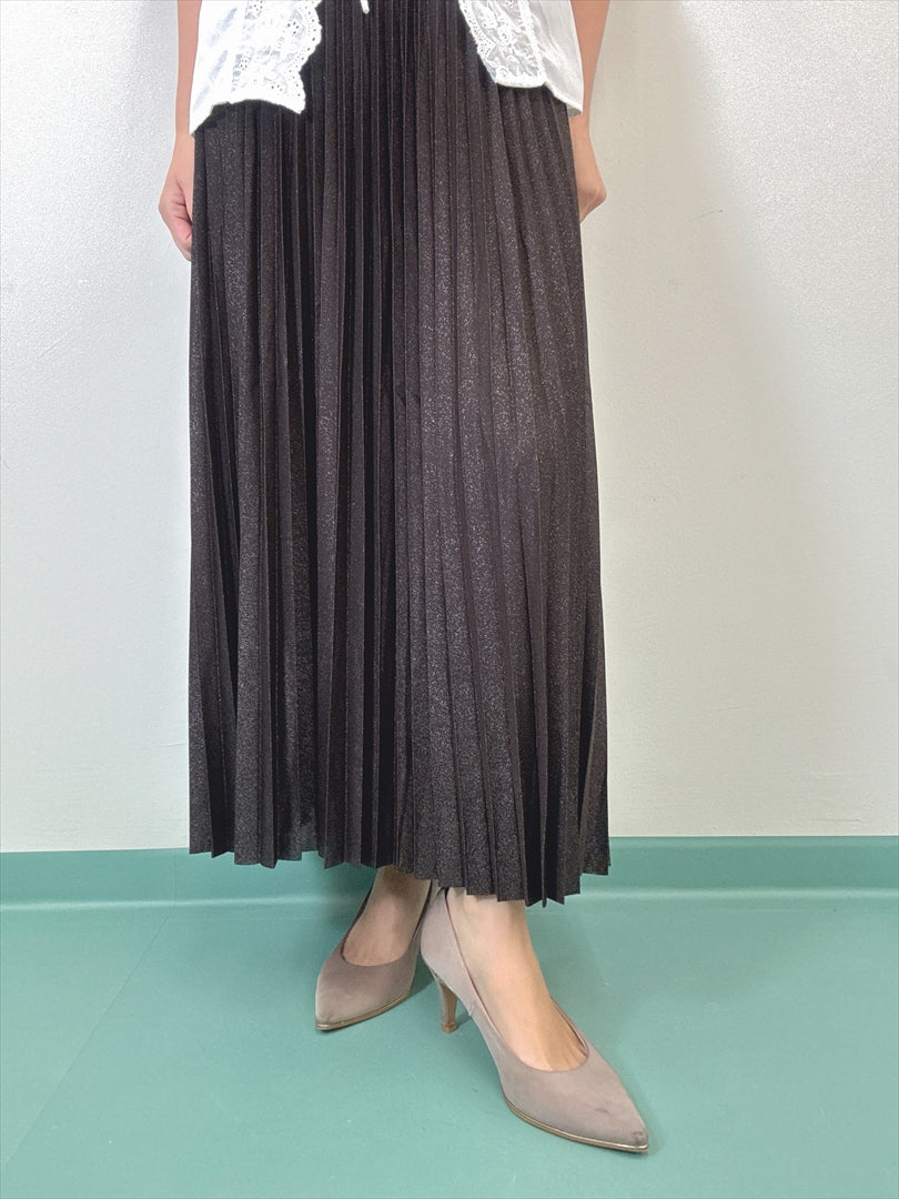 pleated skirt with lame
