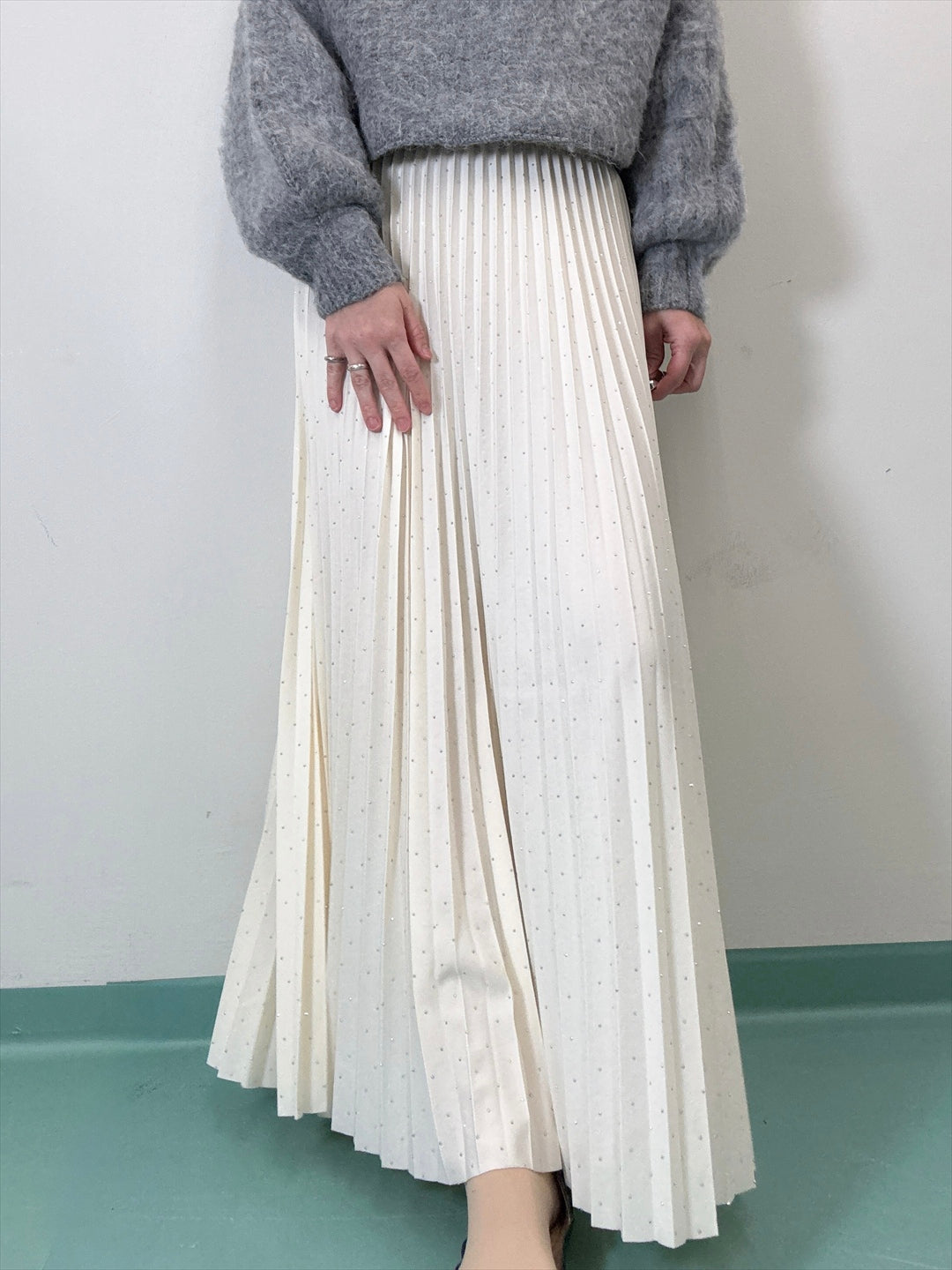 pleated skirt with sparkling