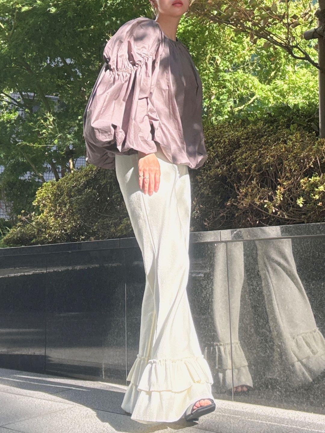 volume long sleeve blouse
