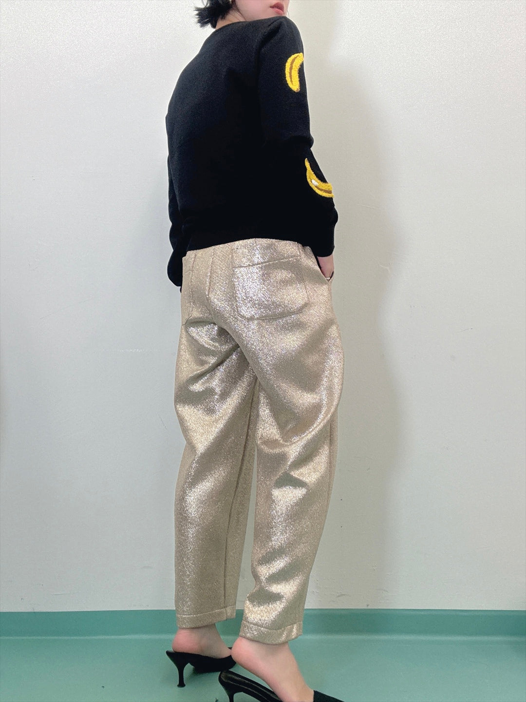 banana embroidery knit