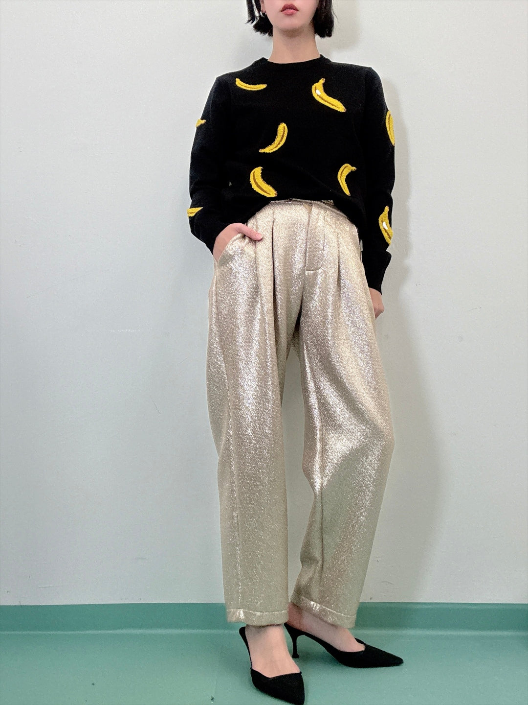 banana embroidery knit