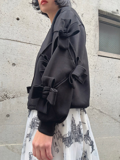 3D ribbon line art pullover