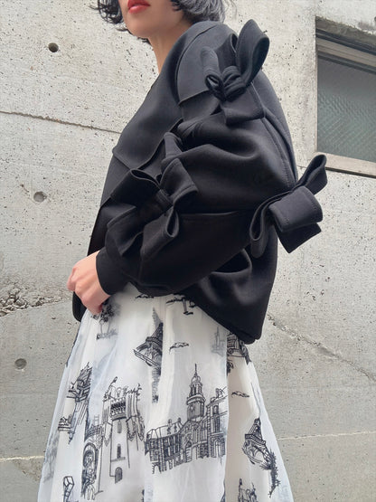 3D ribbon line art pullover