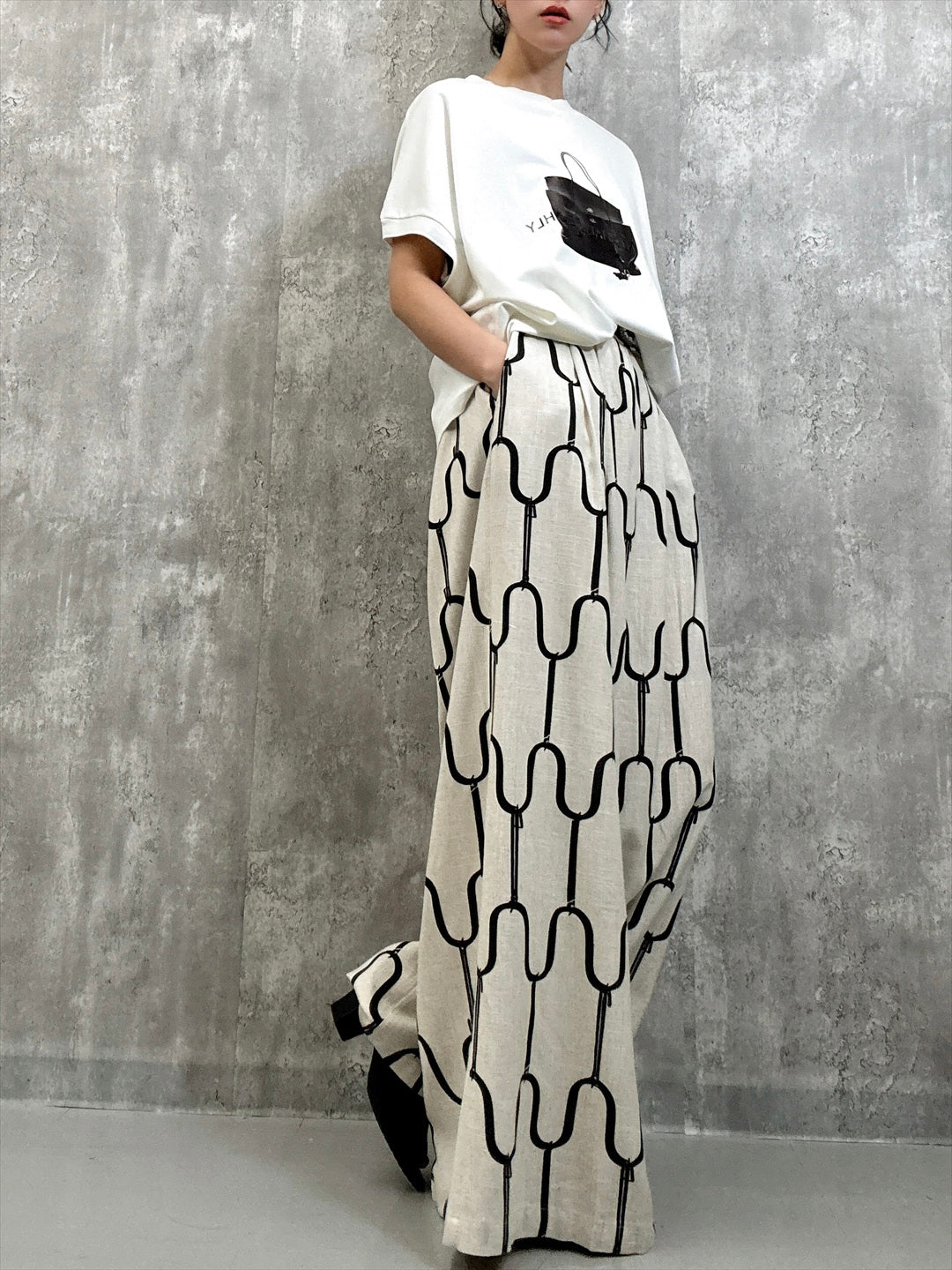 modern geometric line linen pants