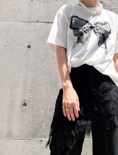 ribbon motif Tshirt