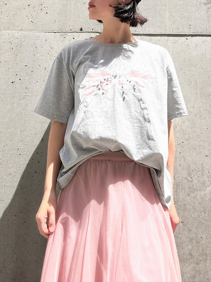 ribbon motif Tshirt
