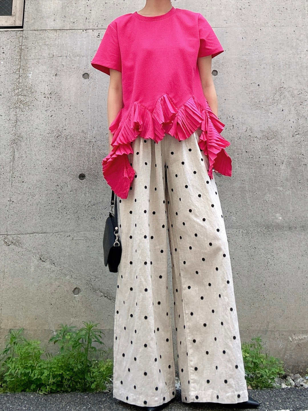 asymmetry frill cat and saw