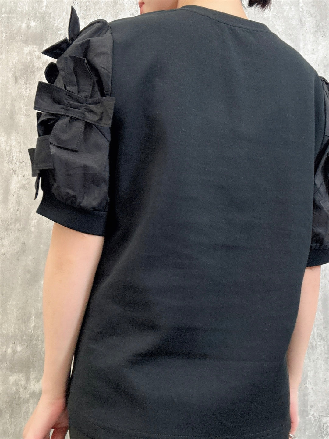 ribbon sleeve pullover