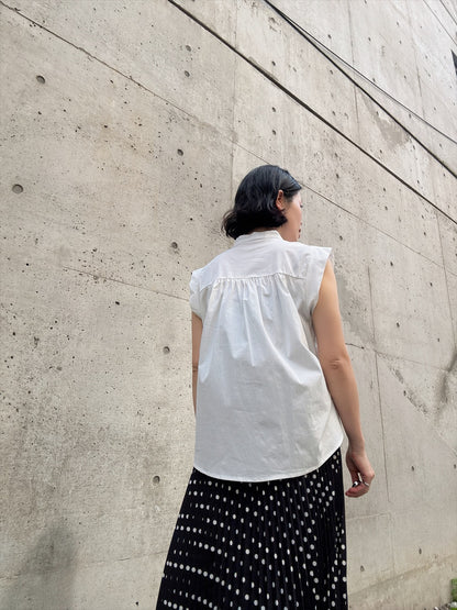 french sleeve bosom blouse