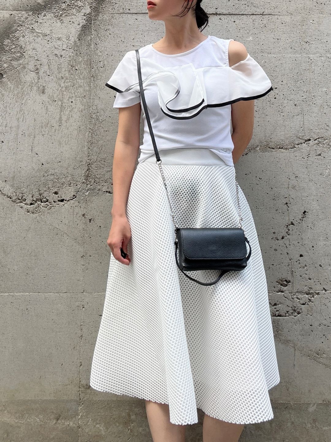 piping frill pullover