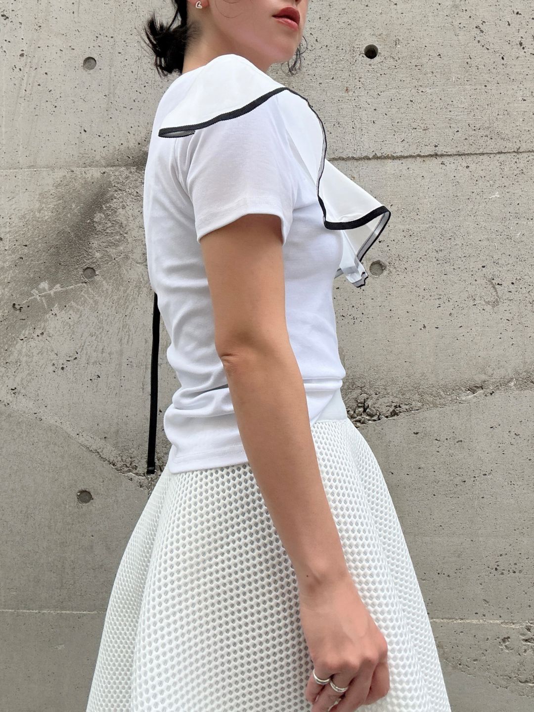 piping frill pullover