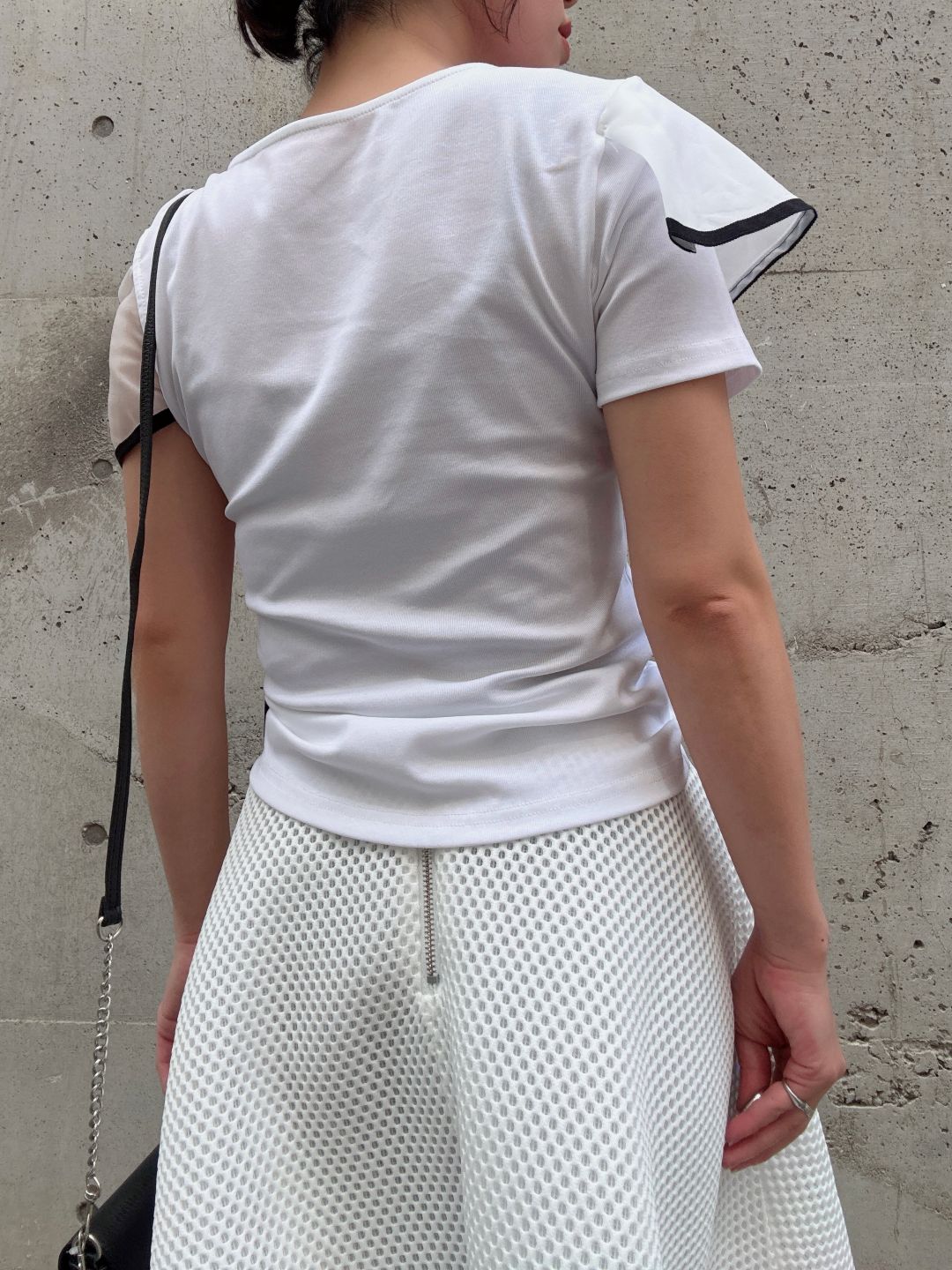 piping frill pullover