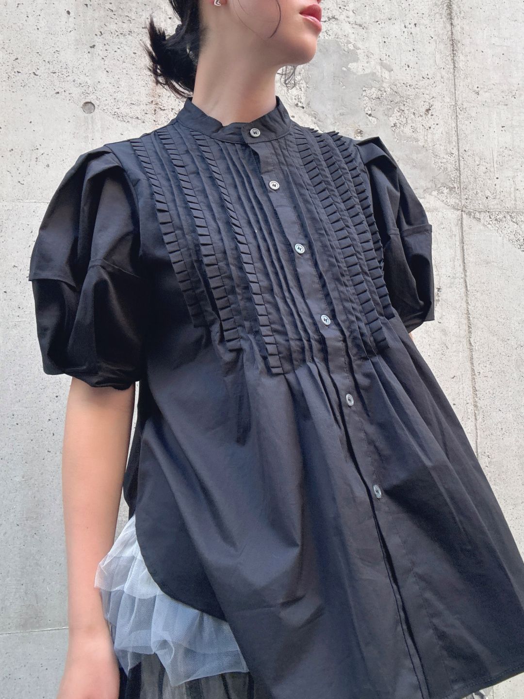 front　pintuck　volume　sleeve　blouse