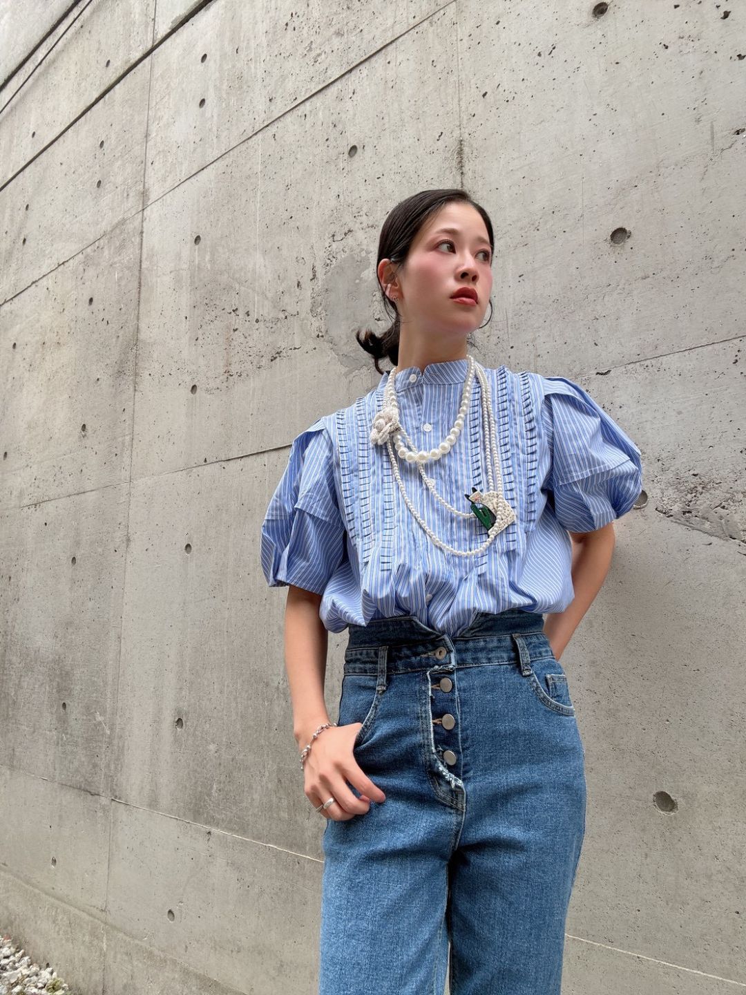 front　pintuck　volume　sleeve　blouse