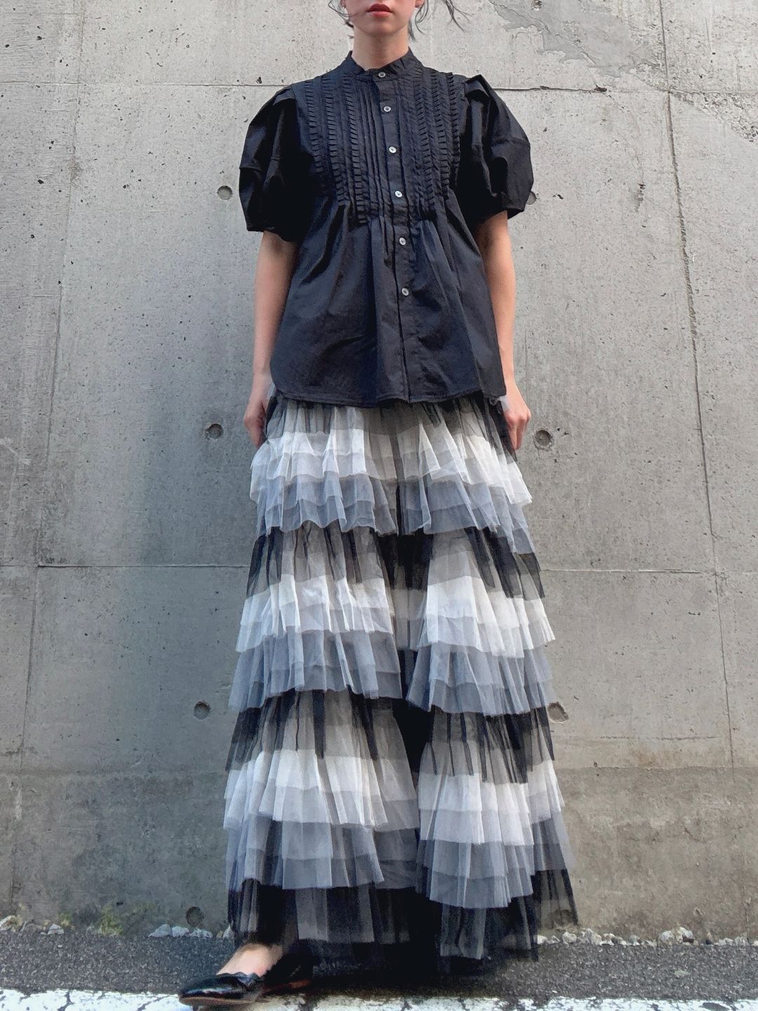 front　pintuck　volume　sleeve　blouse