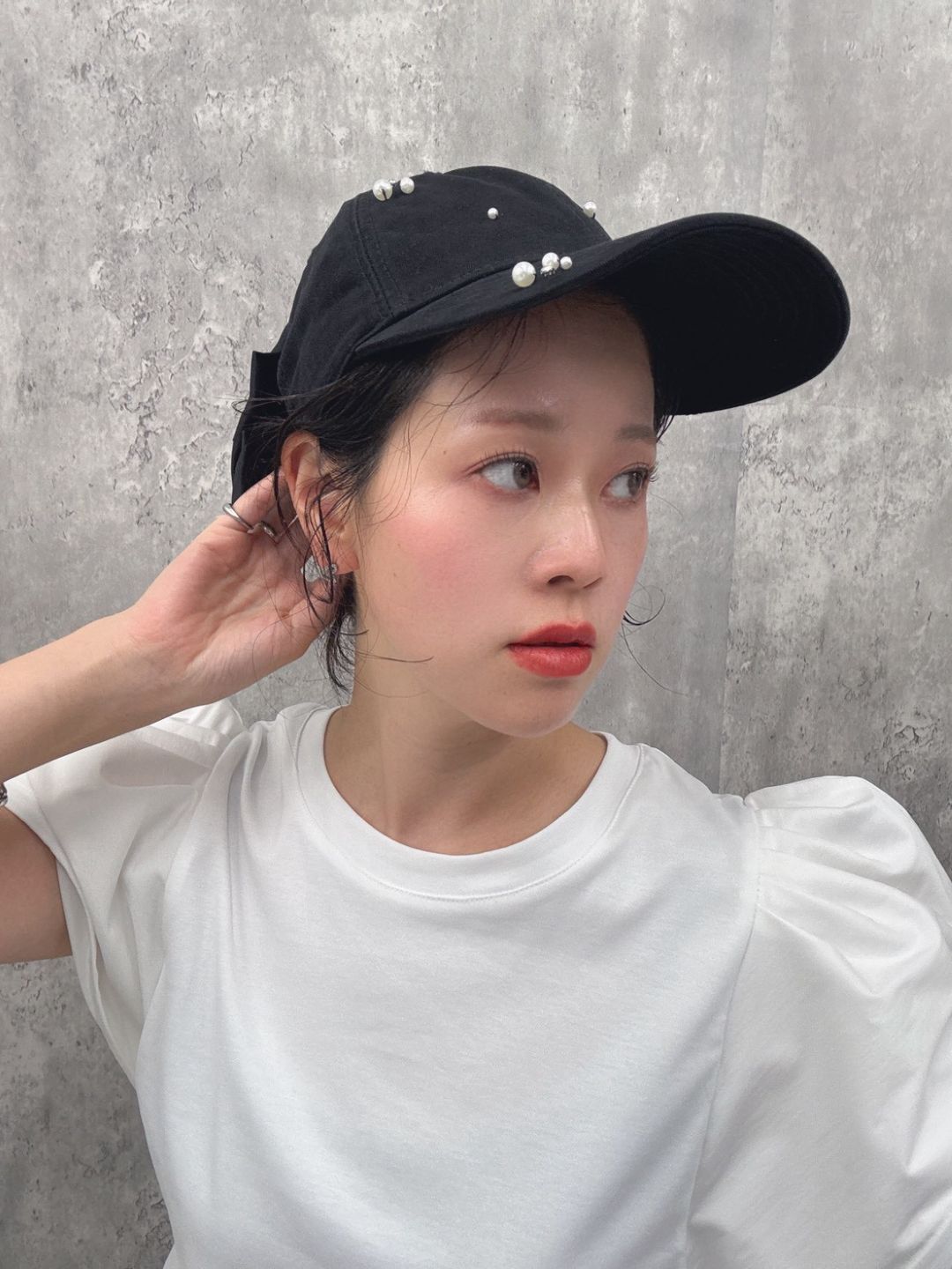 pearl cap