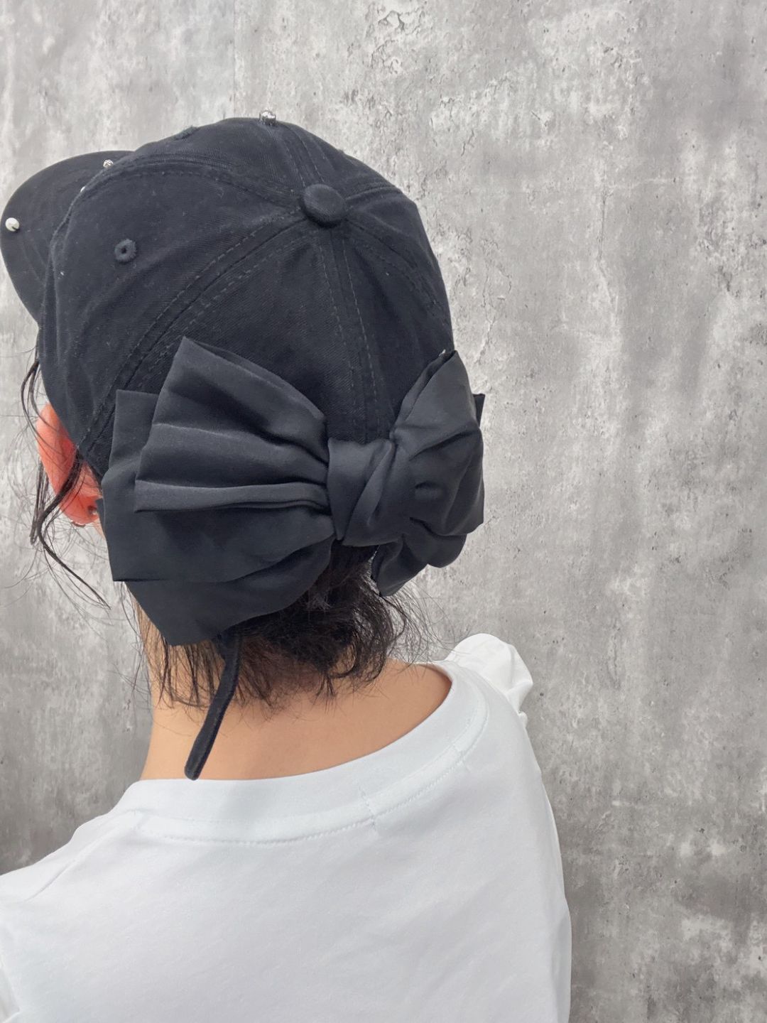 pearl cap