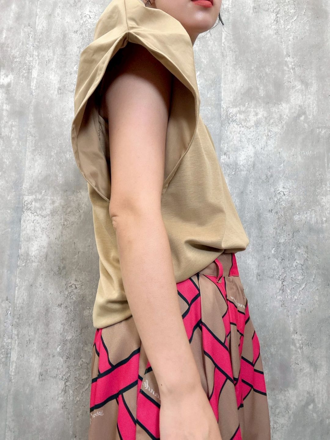 wire puff sleeve