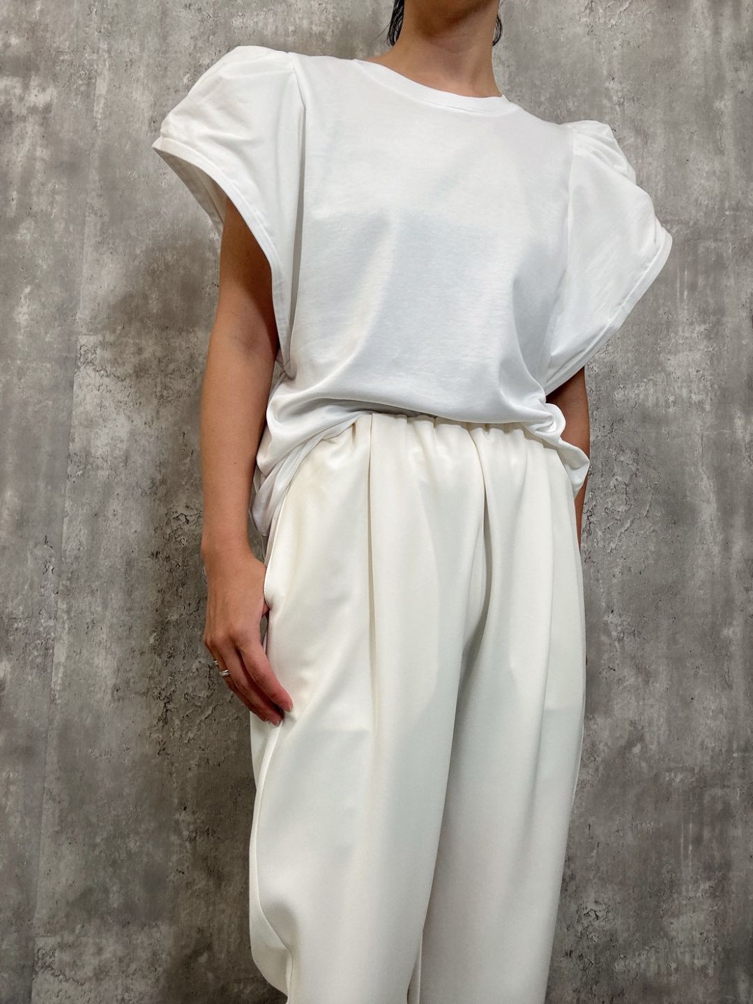 wire puff sleeve