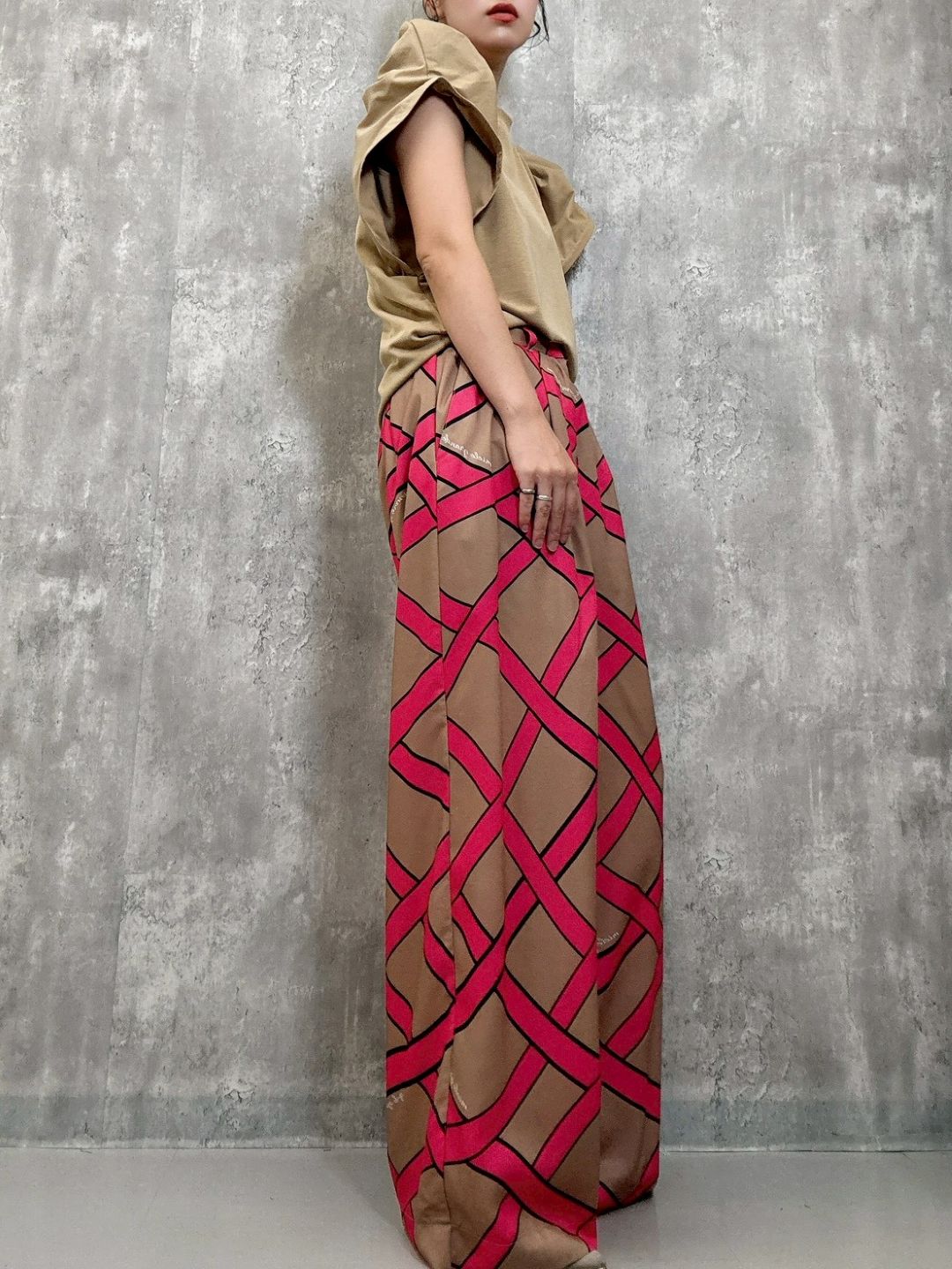 wire puff sleeve