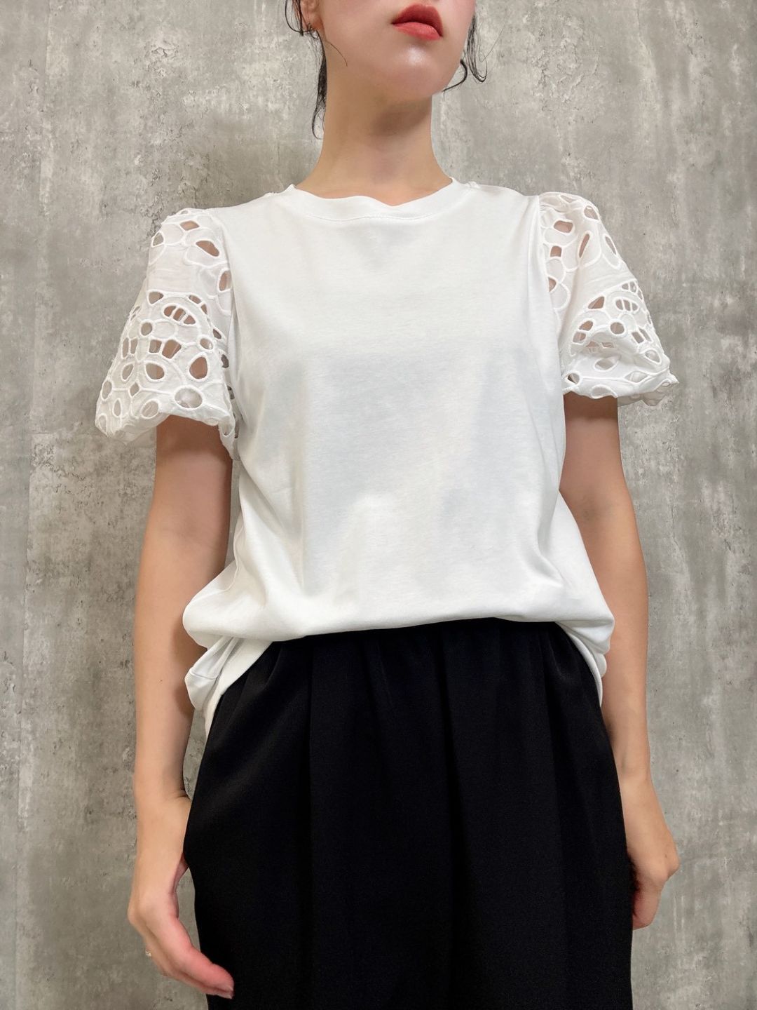 cut work puff sleeve