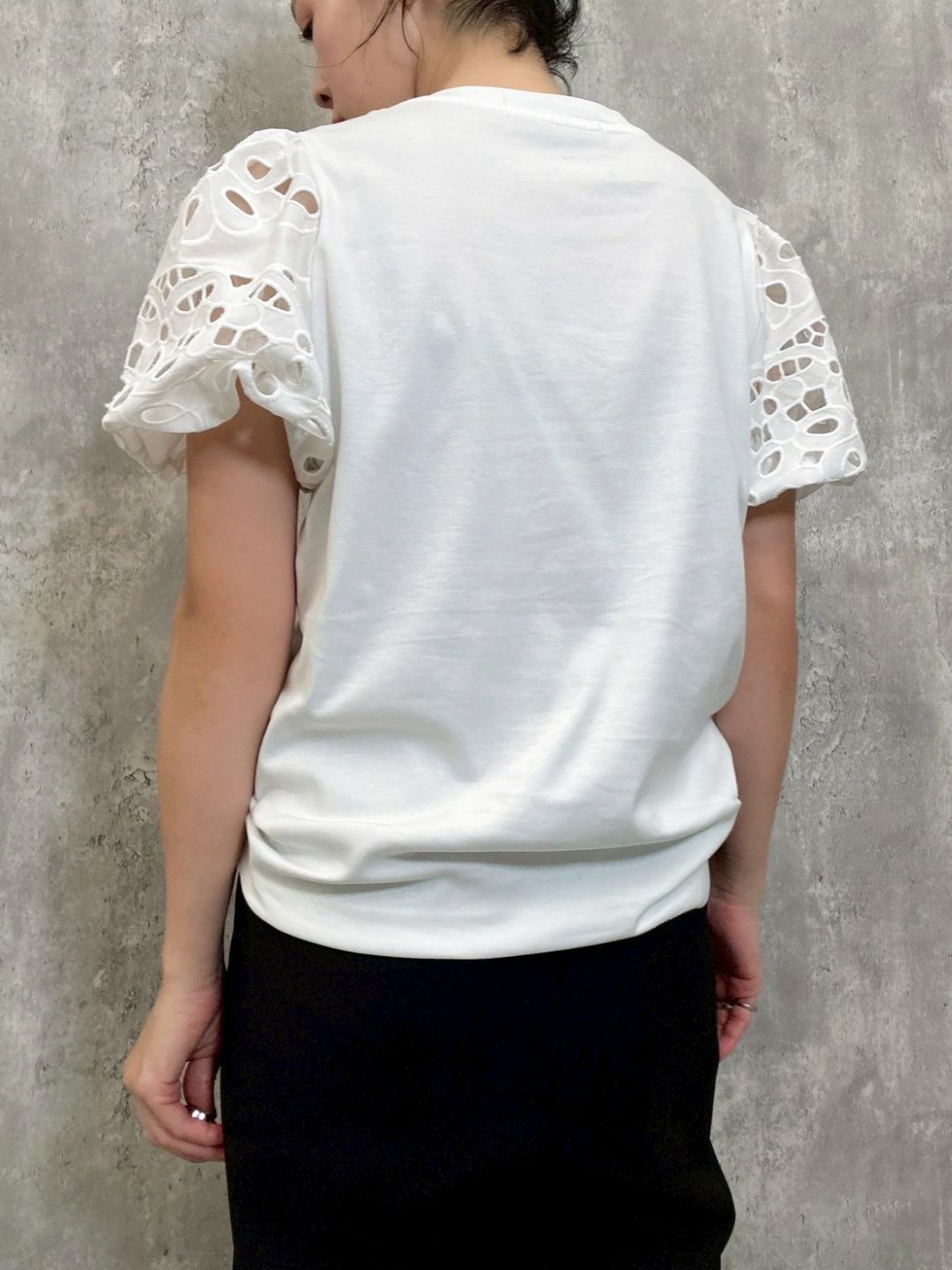 cut work puff sleeve