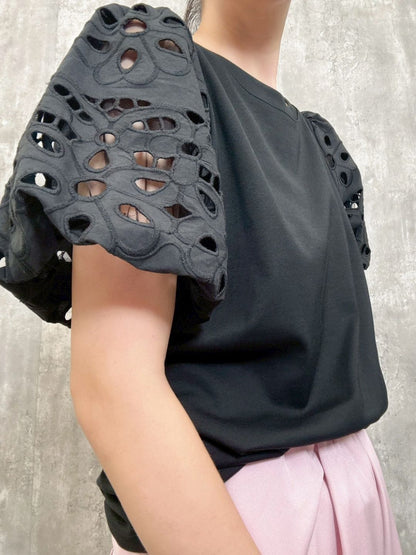cut work puff sleeve