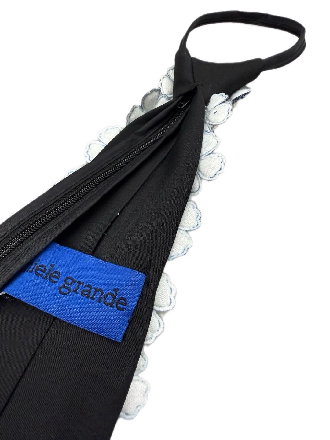 flower kuroshe necktie