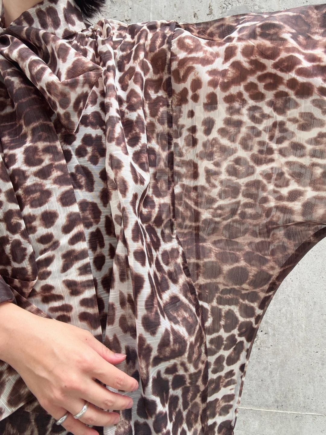 reopa-do volume sleeve blouse