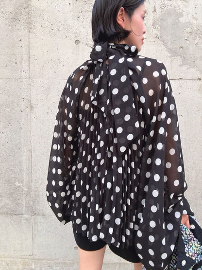 dot gather pleats blouse