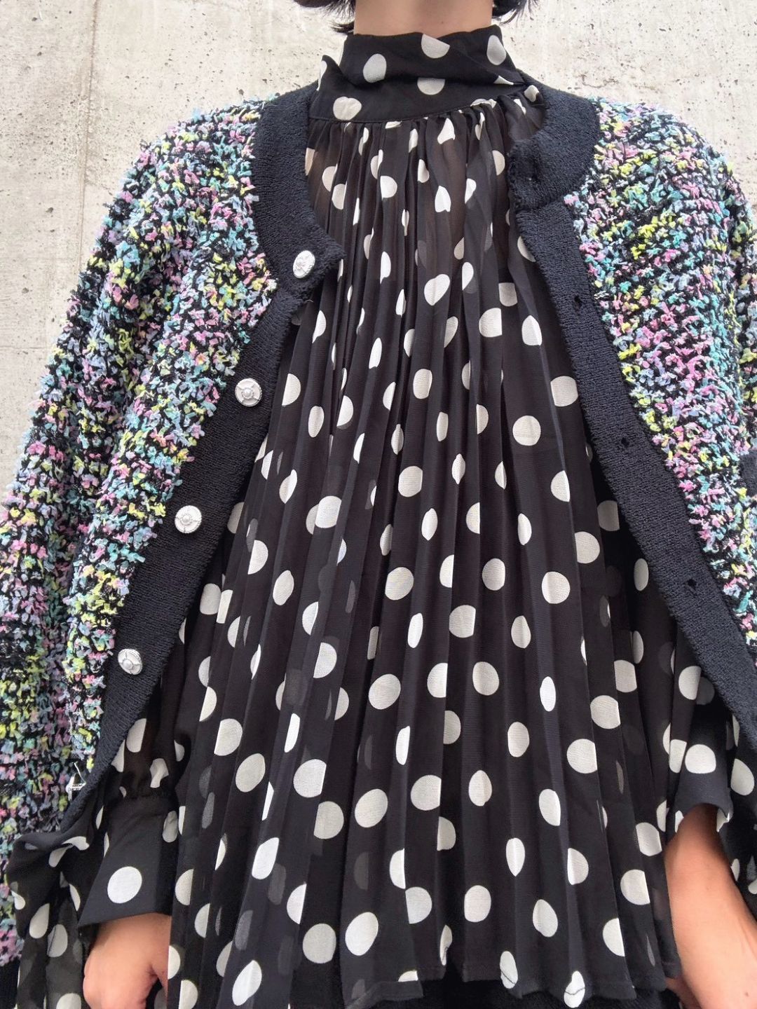 dot gather pleats blouse