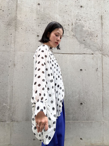 dot gather pleats blouse