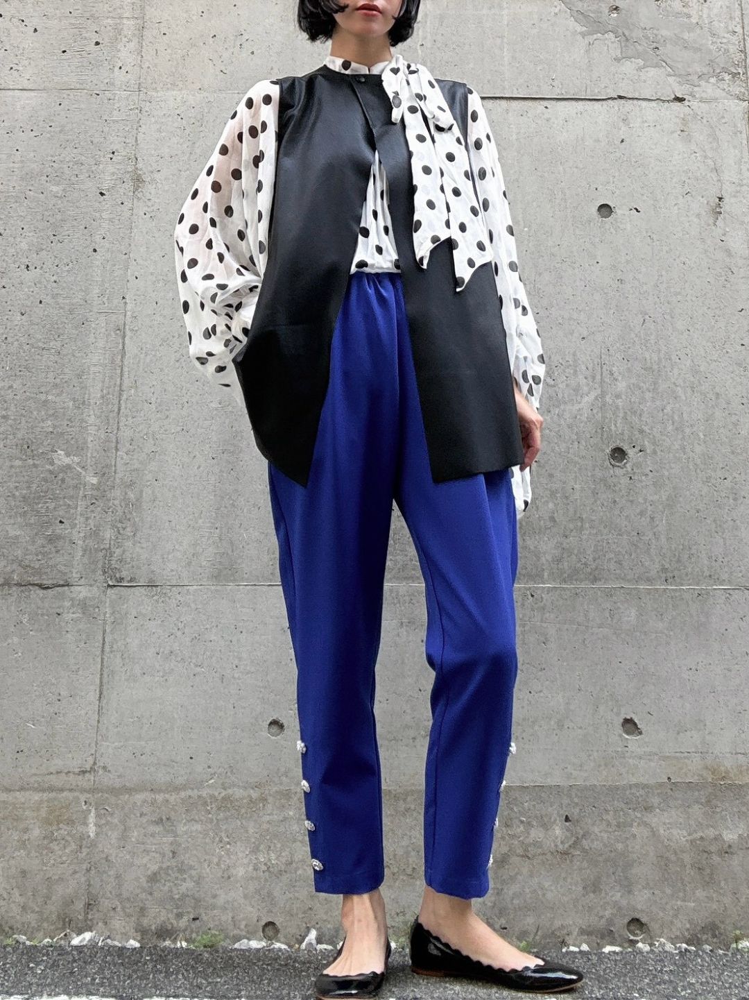 dot gather pleats blouse