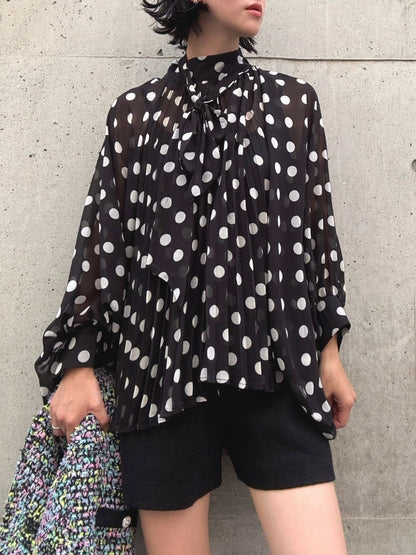 dot gather pleats blouse