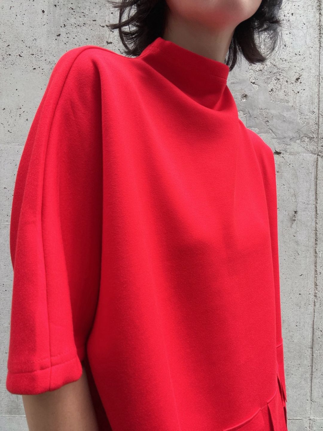 tab detail highneck Tshirt