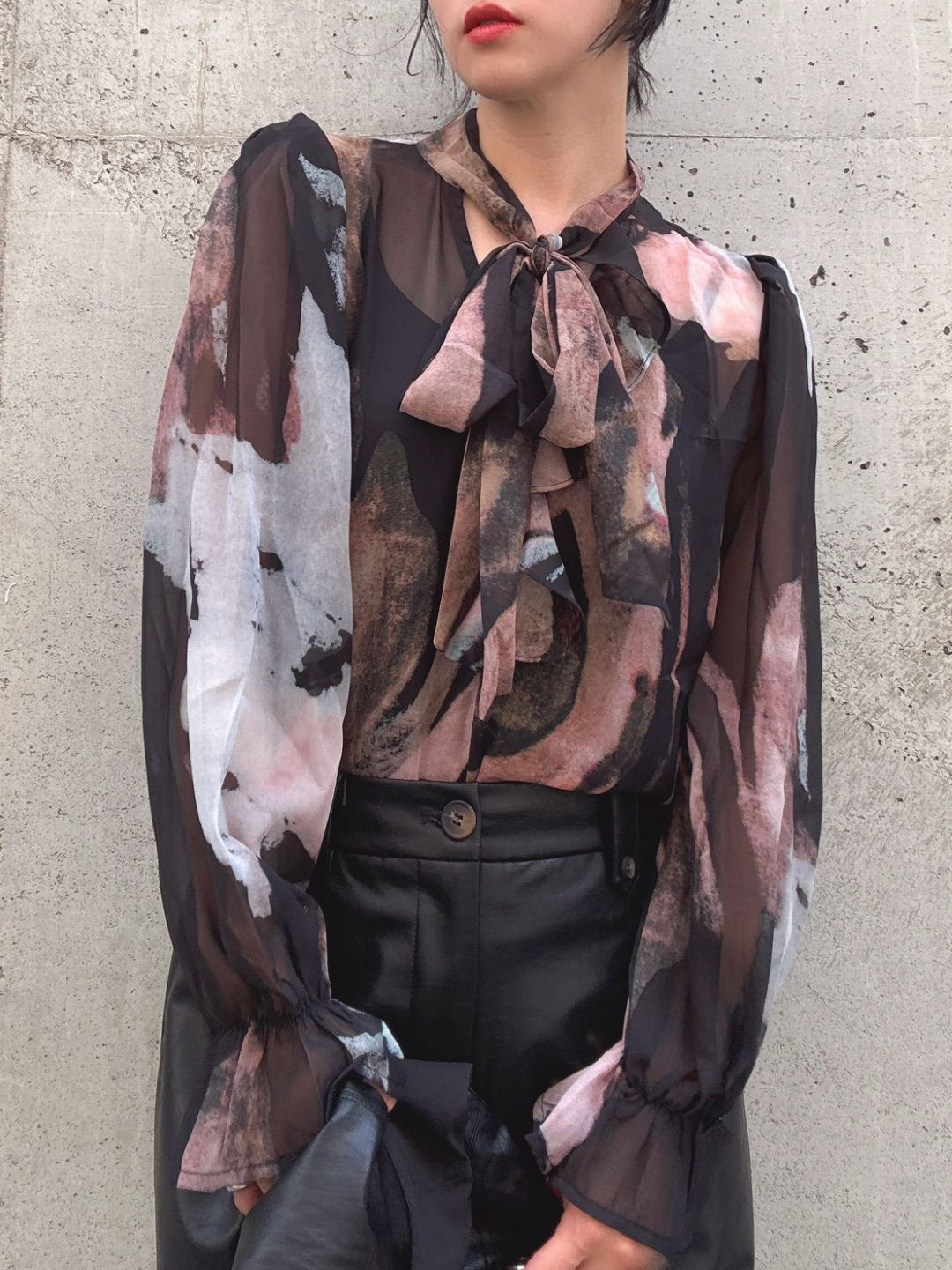 marble color blouse