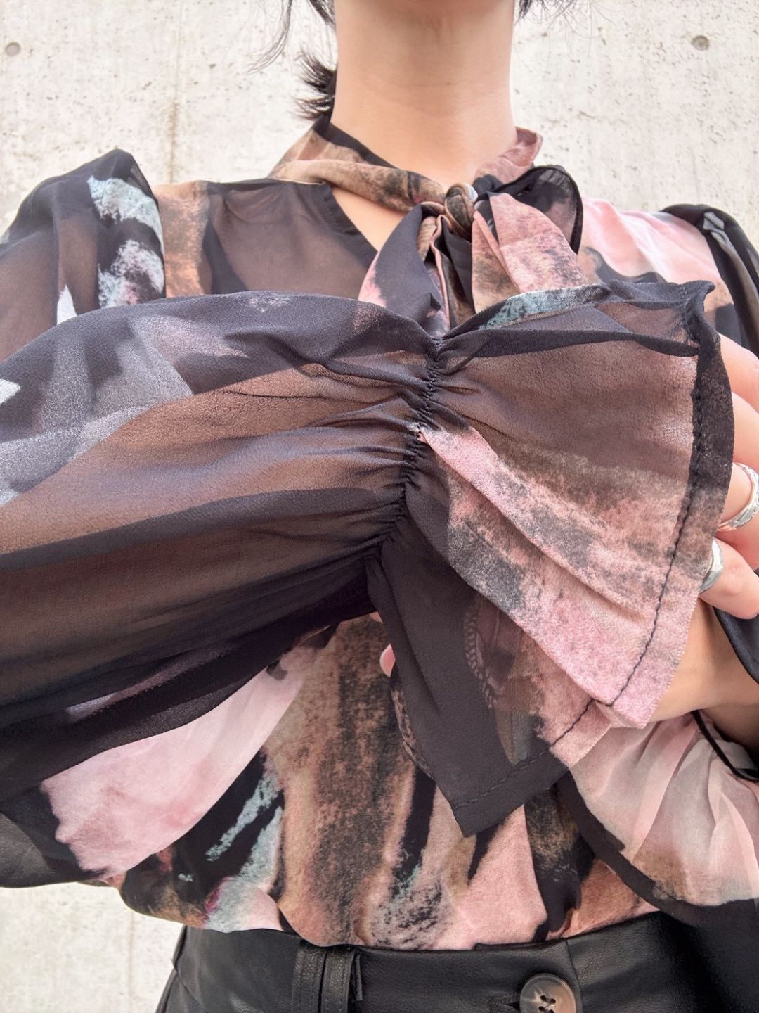 marble color blouse