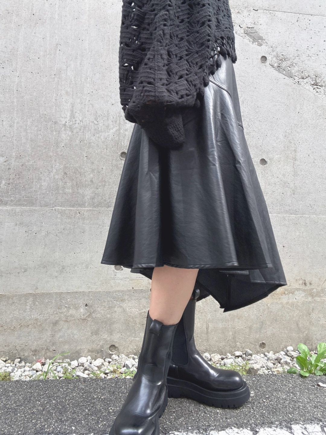 fake leather asymmetry skirt
