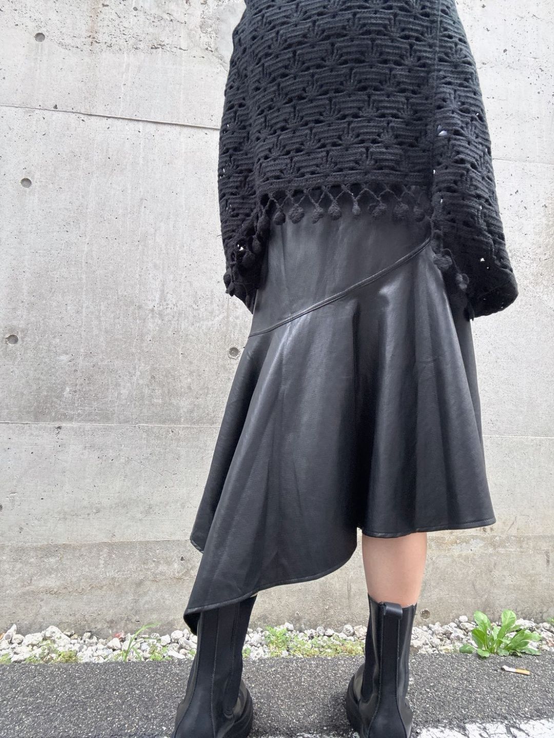 fake leather asymmetry skirt