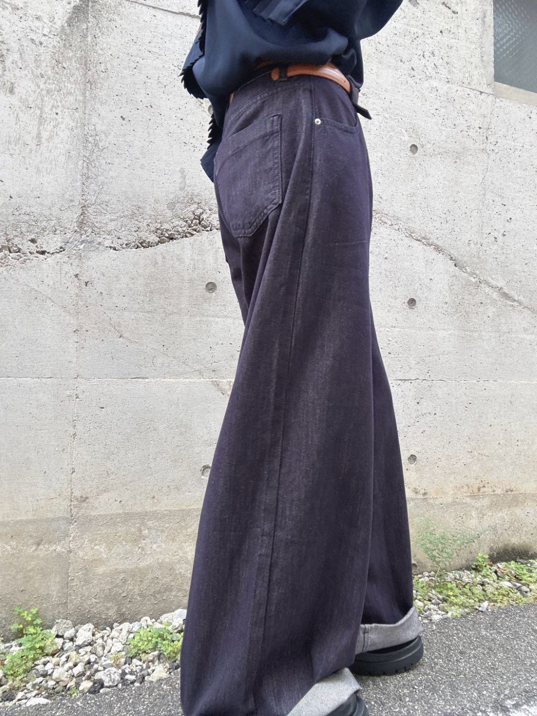 buggy denim pants