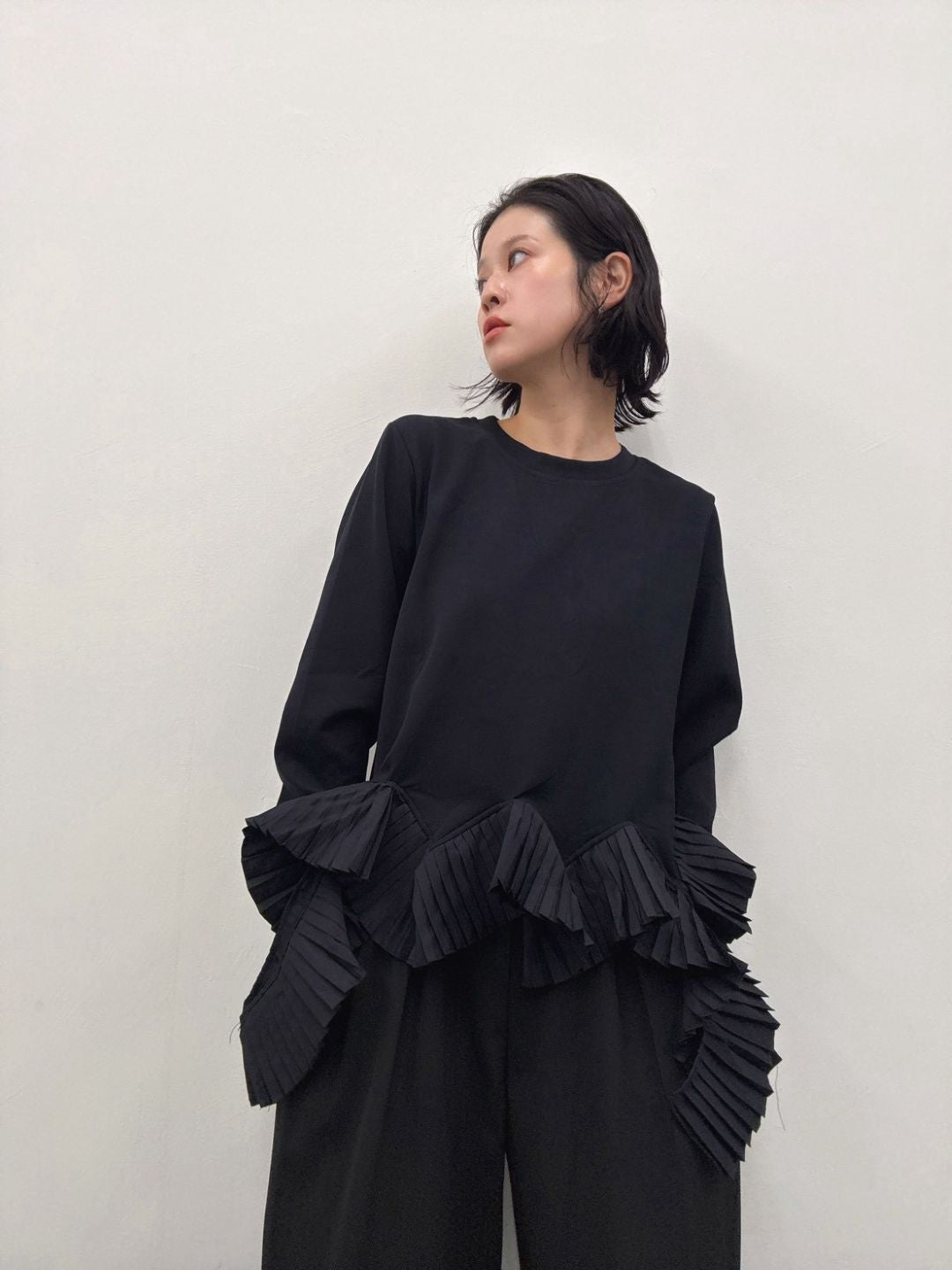frill docking pullover