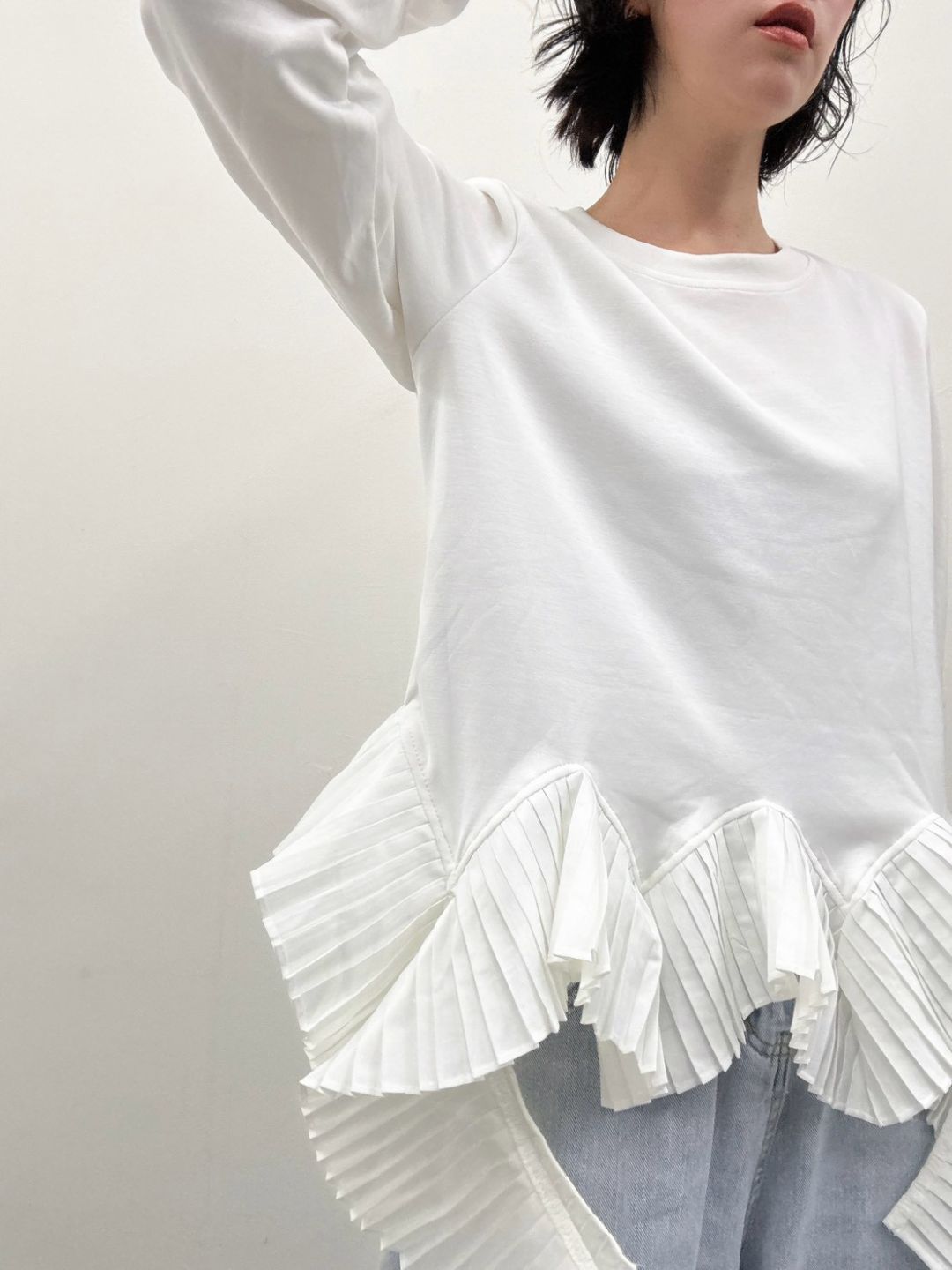 frill docking pullover