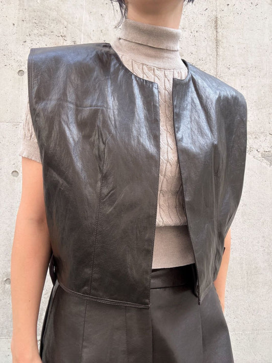 Faux leather short vest