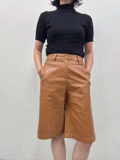 Faux leather wide half pants