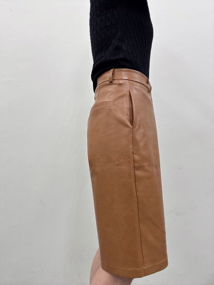 Faux leather wide half pants
