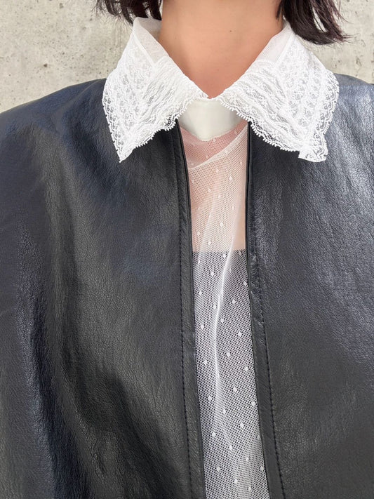 lace collar blouse