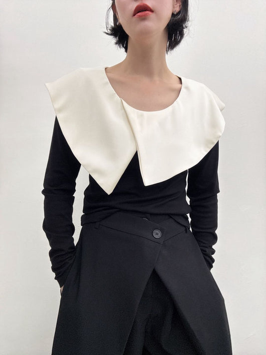 Contrast Big Collar Top