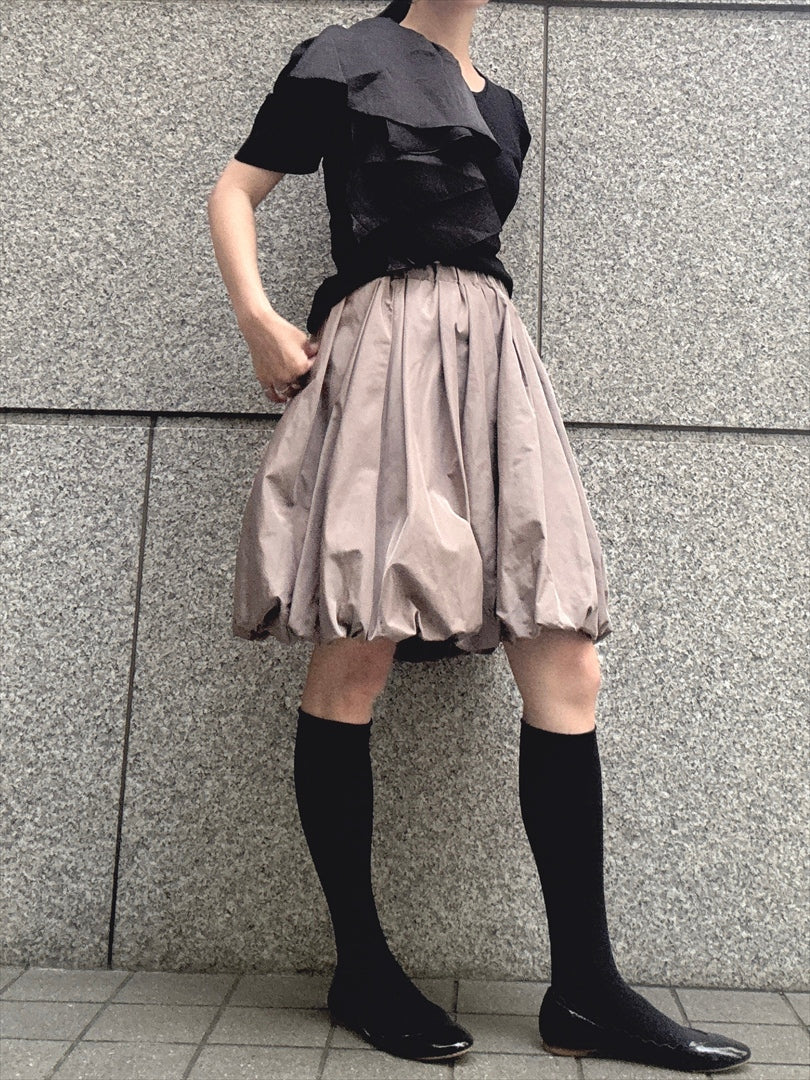 frills shoulder tops