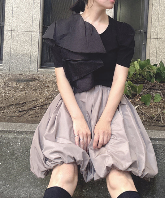 frills shoulder tops